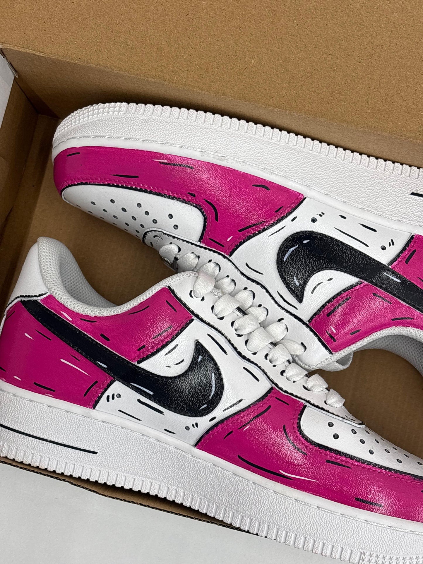 NIKE AIR FORCE 1 CUSTOM PINK SKETCH