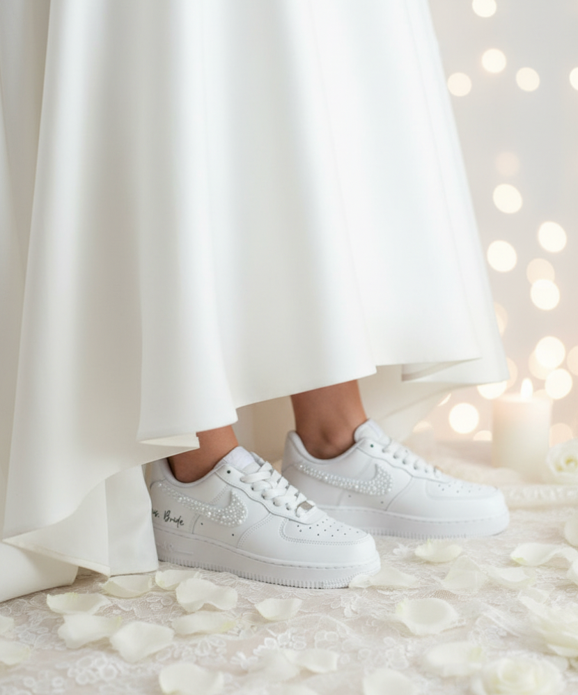 NIKE AIR FORCE 1 BRIDAL SIGN PEARLS