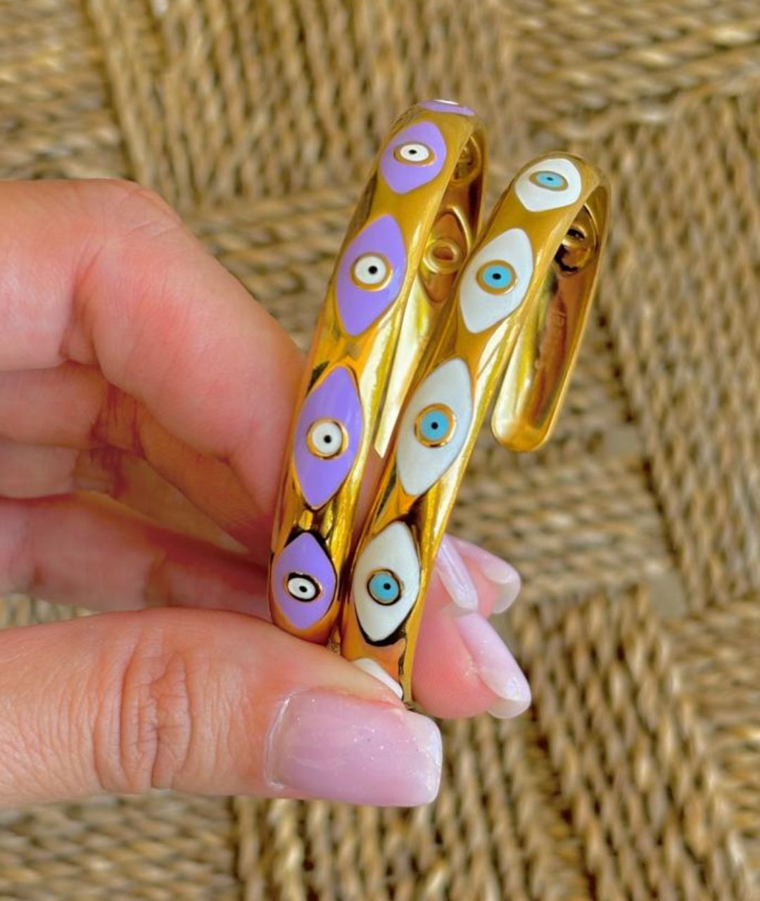 Isola Bangle – Gold with Evil Eye