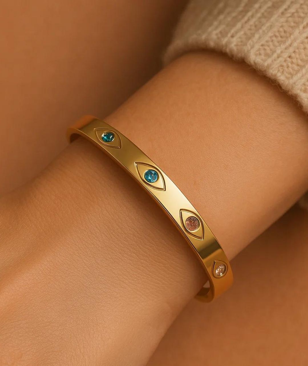Solis Bracelet – Gold with Evil Eyes