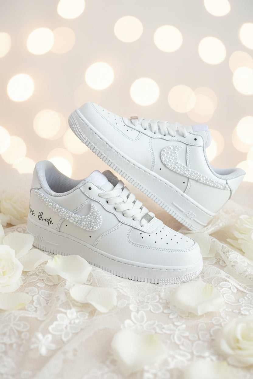 NIKE AIR FORCE 1 BRIDAL SIGN PEARLS