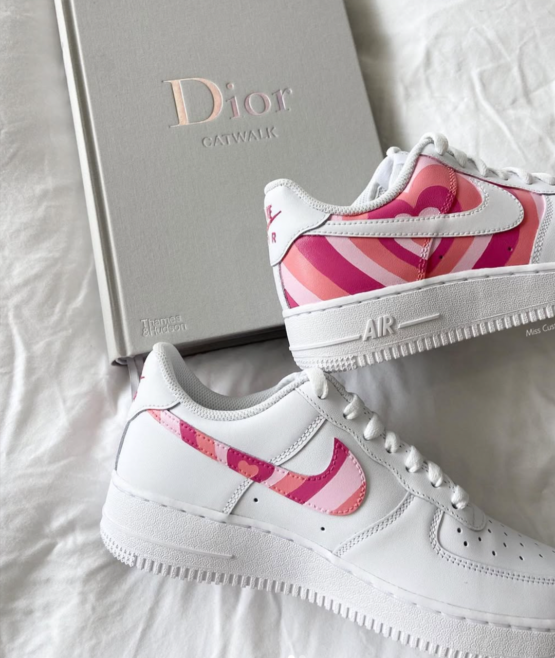 NIKE AIR FORCE 1 CUSTOM PINK SWEETHEARTS